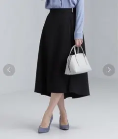 グリーンレーベルリラクシング　ネイビー フレアスカート