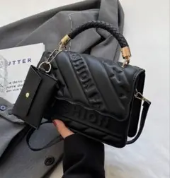 残り1点⚠️ZARAジャンル 海外ブランド 総柄 ショルダーバッグ キーホルダー付