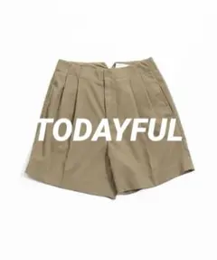 todayful ハイウエストタックハーフパンツ　ベージュ 36サイズのサムネイル