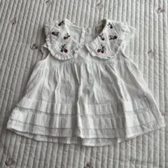 petit main いちご刺繍 フリル襟シャツ 100