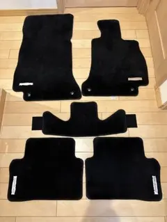 Item thumbnail for item 9451ab87-b41a-4cf6-940d-f1e2769a0766