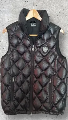 Emporio Armani エンポリオアルマーニ キルティングベスト 黒 50 2025年最新】EMPORIO ARMANI ダウンベスト・キルティングベストの人気