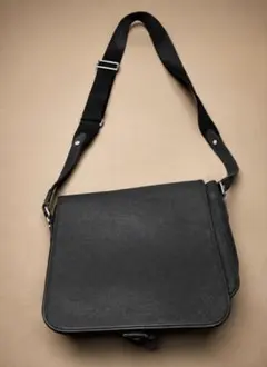 LOUIS VUITTON ショルダーバッグ ブラック