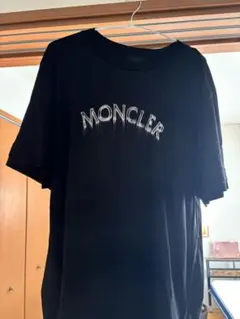 【正規品】MONCLER ロゴプリント Tシャツ ブラック Lサイズのサムネイル