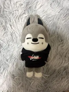 SKZOO ウルフチャン Victory ぬいぐるみ - メルカリ