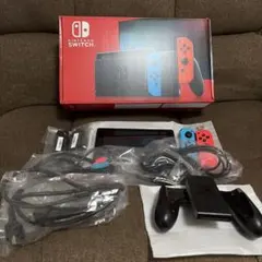 Nintendo Switch 本体 ネオンブルー ネオンレッドのサムネイル