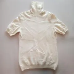 ユニクロ　カシミヤ タートルネック 半袖ニット アイボリー