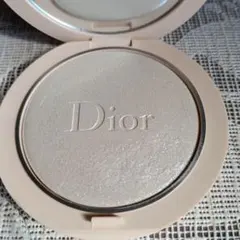 未使用に近い状態☆ディオールスキンフォーエヴァー クチュール ルミナイザー