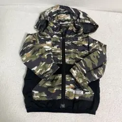 迷彩柄フード付きジャケット　ナイロンパーカー　ブリーズ　キッズ　90