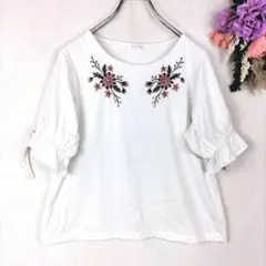 COLZA　花柄刺繍入り　トップス　バルーンスリーブ　半袖Tシャツ　L