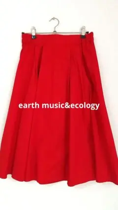 earth music&ecology 赤スカート