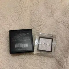 新品未使用　アディクション　アイシャドウ　011SP