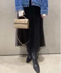 【美品】mila owen ウエストゴムプリーツチュールスカート