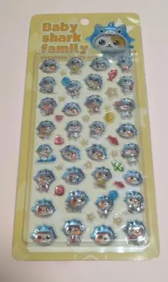 未使用・新品♡ Baby shark family シール