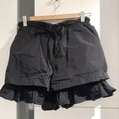 美品 Kaon カオン ショートパンツ 裾フリル ブラック 36 日本製のサムネイル