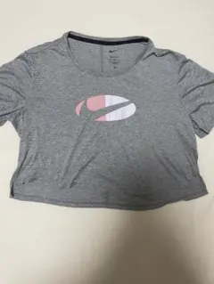 Nike クロップドTシャツ グレー 半袖