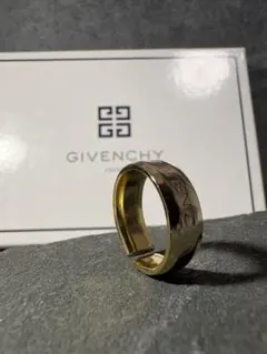 Givenchyゴールドリング17号前後