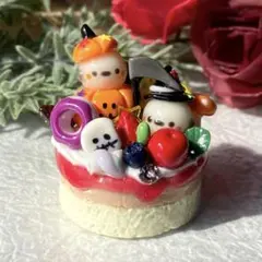 シマエナガちゃんのハロウィンケーキ　フェイクスイーツ　ミニチュア