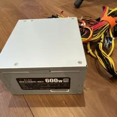 玄人志向　KRPW-L5-600W/80＋　600w
