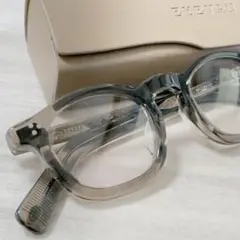 2026年最新】eyevan ケースの人気アイテム - メルカリ