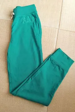 Item thumbnail for item d1552dae-266f-4c12-80c4-063ba8806472