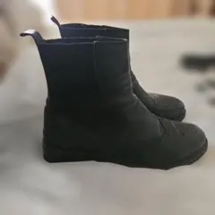 ブラック サイドゴアブーツ