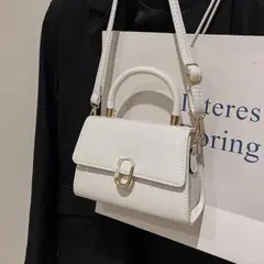 母