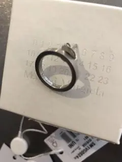 2025年最新】Maison Margiela 材質：シルバー ピアス(片耳用)の