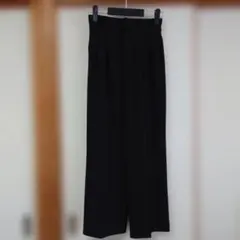 グローバルワーク　GLOBAL WORK　ブラック ワイドパンツ タック入り