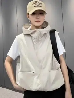 新品　フード付ベスト　ジップアップノースリーブジャケット　XL