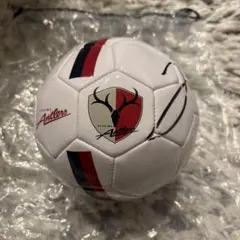 鹿島アントラーズ サイン入りミニサッカーボール