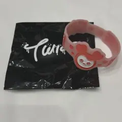 TWICE BABY LOVELYS 蓄光 ランダム ラバーバンド【チェヨン】