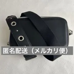 ブラック　ダブルファスナーショルダーバッグ カメラバッグ　ジッパー付き