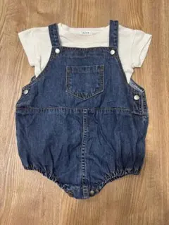 サロペットロンパースとTシャツのセット