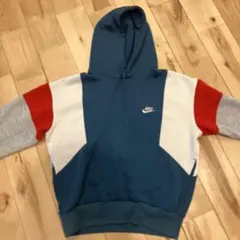 Nike 多色パーカー Mサイズ