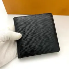 展示品級 ルイヴィトン エピ ポルトフォイユ マルコ 折り財布 新型