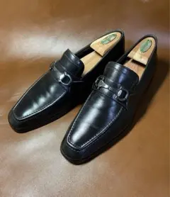 Salvatore Ferragamo ガンチーニ ローファー 6 ブラック