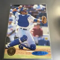 マイク・ピアザ ultra pro レア MLBカード - メルカリ