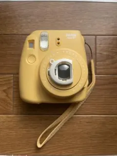 FUJIFILM instax mini 8+ イエロー 本体