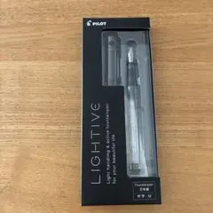 本体/レッド】細字F 万年筆 インク黒 ライティブ パイロット - メルカリ