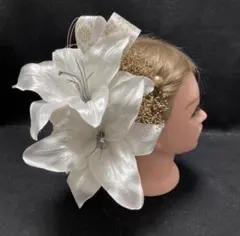 ゴージャス過ぎるカサブランカの髪飾り 成人式 結婚式 卒業式に 再入荷！ hg66 髪飾り ゆり カサブランカ 成人式 卒業式 結婚式 - メルカリ