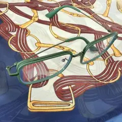 Item thumbnail for item 4f66535b-1c1d-4ce6-bd18-7f811efbc981