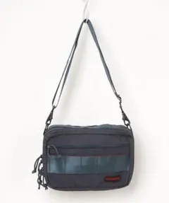 BRIEFING　ワンポイントショルダーバッグ　美品のサムネイル