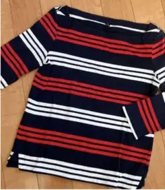 【美品】UNIQLO ボーダートップス　生地厚め