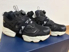 でんしゃ様専用　Reebok INSTAPUMP FURY ブラック✖️ホワイト