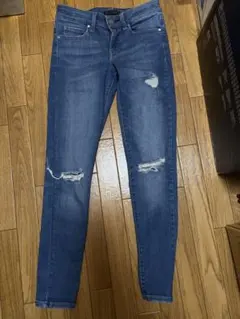 UNIQLO ウルトラストレッチジーンズ ダメージ スキニー 22インチ