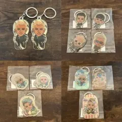 ELLY メタルキーホルダー