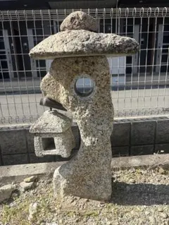 石製 灯篭屋根付き 約90cm 石灯籠 茅葺き屋根 民家風 庭石付き - メルカリ