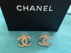 CHANEL ココマーク ラインストーン ピアスのサムネイル