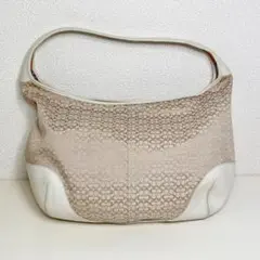 ●COACH ミニシグネチャー ワンショルダーバッグ ホワイト ハーフムーン